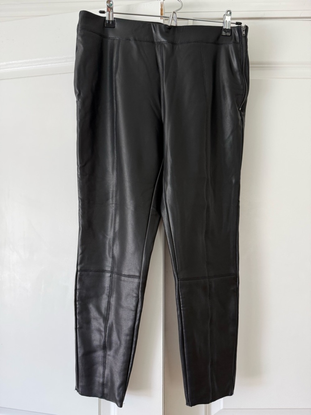 Petite TOPSHOP Black Faux Leather Leggings with Side Zip